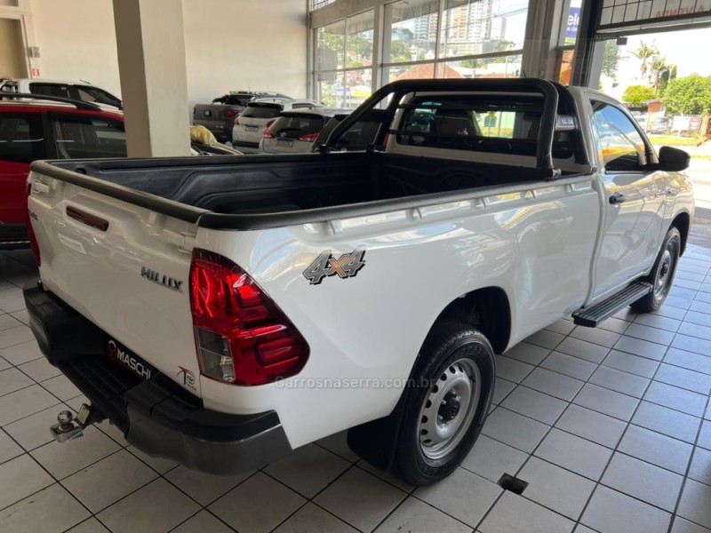 HILUX 2.8 4X4 CS 16V TURBO DIESEL 2P MANUAL - 2024 - CAXIAS DO SUL