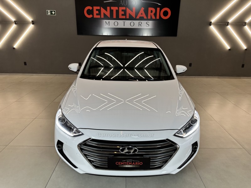 ELANTRA 2.0 16V FLEX 4P AUTOMÁTICO - 2017 - SAPIRANGA
