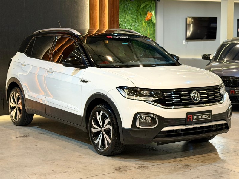 T-CROSS 1.4 HIGHLINE TSI 16V FLEX 4P AUTOMÁTICO - 2020 - NOVO HAMBURGO