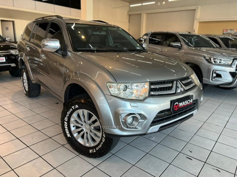 PAJERO DAKAR 3.2 HPE 4X4 7 LUGARES 16V TURBO INTERCOOLER DIESEL 4P AUTOMÁTICO - 2015 - CAXIAS DO SUL