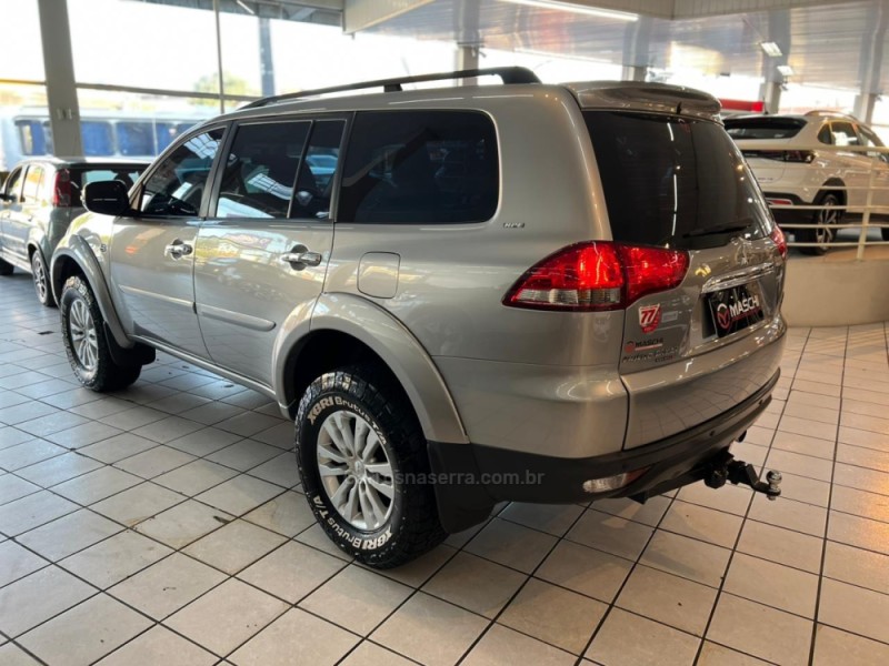 PAJERO DAKAR 3.2 HPE 4X4 7 LUGARES 16V TURBO INTERCOOLER DIESEL 4P AUTOMÁTICO - 2015 - CAXIAS DO SUL