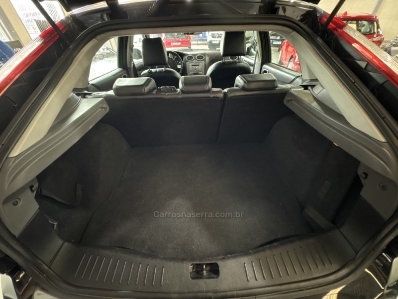 FOCUS 2.0 TITANIUM HATCH 16V FLEX 4P MANUAL - 2013 - CAXIAS DO SUL
