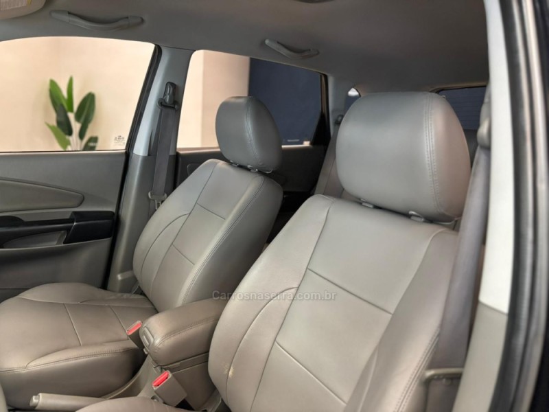 TUCSON 2.0 MPFI GLS 16V 143CV 2WD FLEX 4P AUTOMÁTICO - 2014 - CARLOS BARBOSA