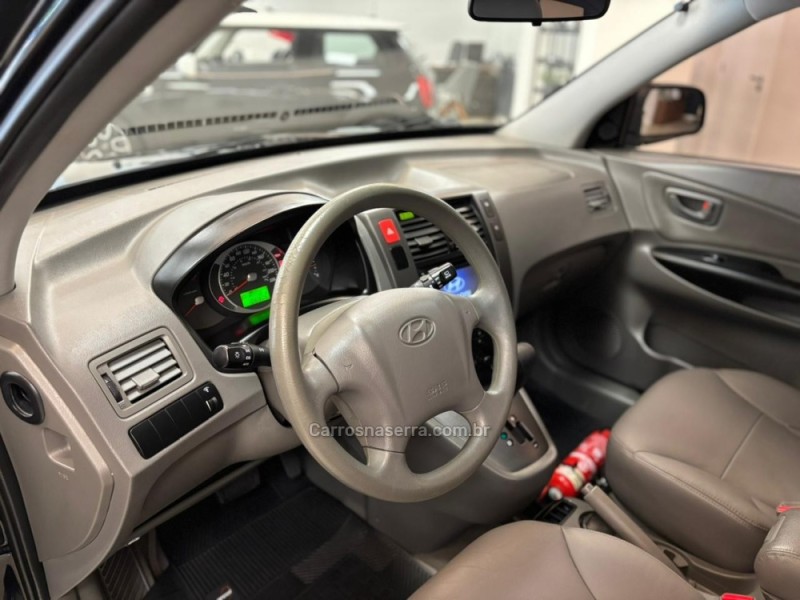 TUCSON 2.0 MPFI GLS 16V 143CV 2WD FLEX 4P AUTOMÁTICO - 2014 - CARLOS BARBOSA