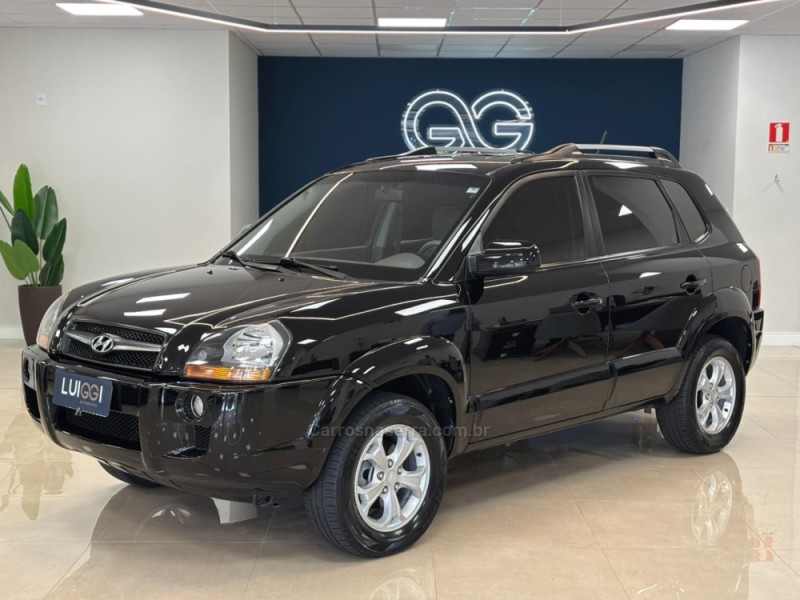 tucson 2.0 mpfi gls 16v 143cv 2wd flex 4p automatico 2014 carlos barbosa