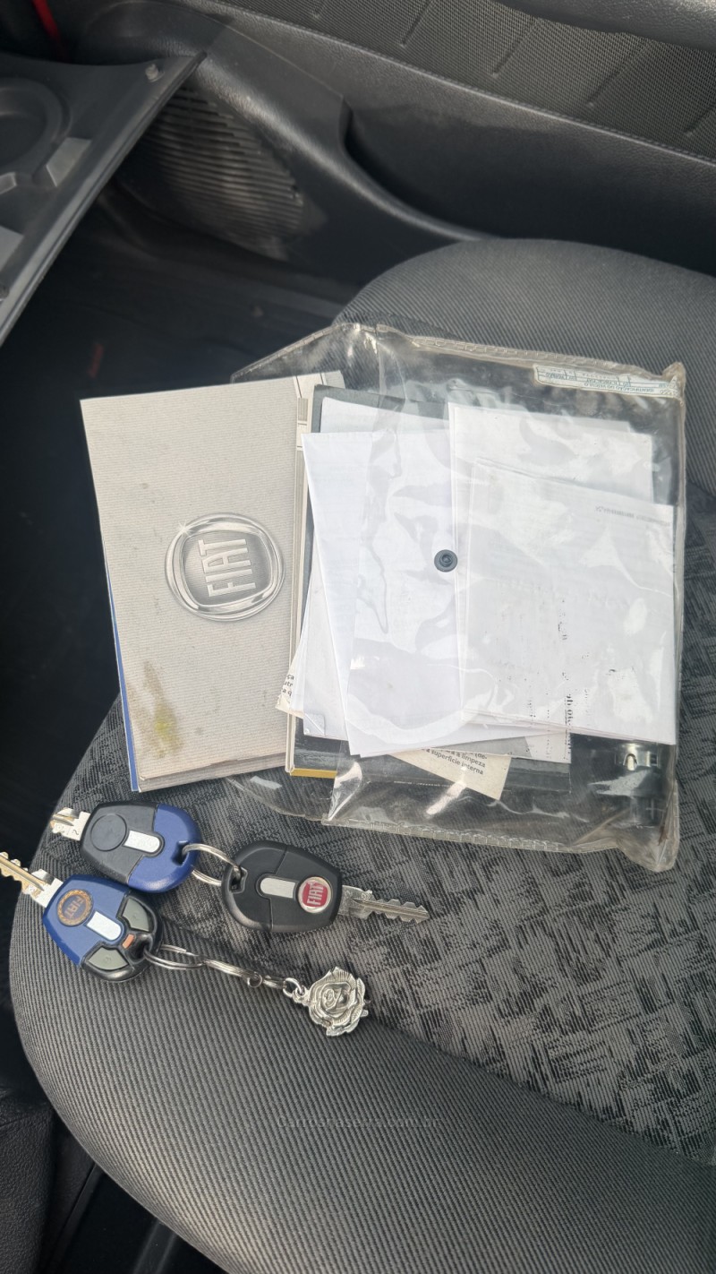 PALIO 1.0 MPI FIRE CELEBRATION 8V FLEX 4P MANUAL - 2010 - VILA FLORES