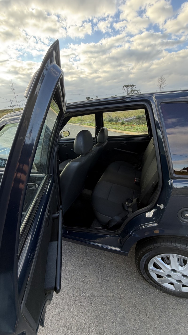 UNO 1.0 MPI MILLE FIRE ECONOMY 8V FLEX 4P MANUAL - 2011 - VILA FLORES