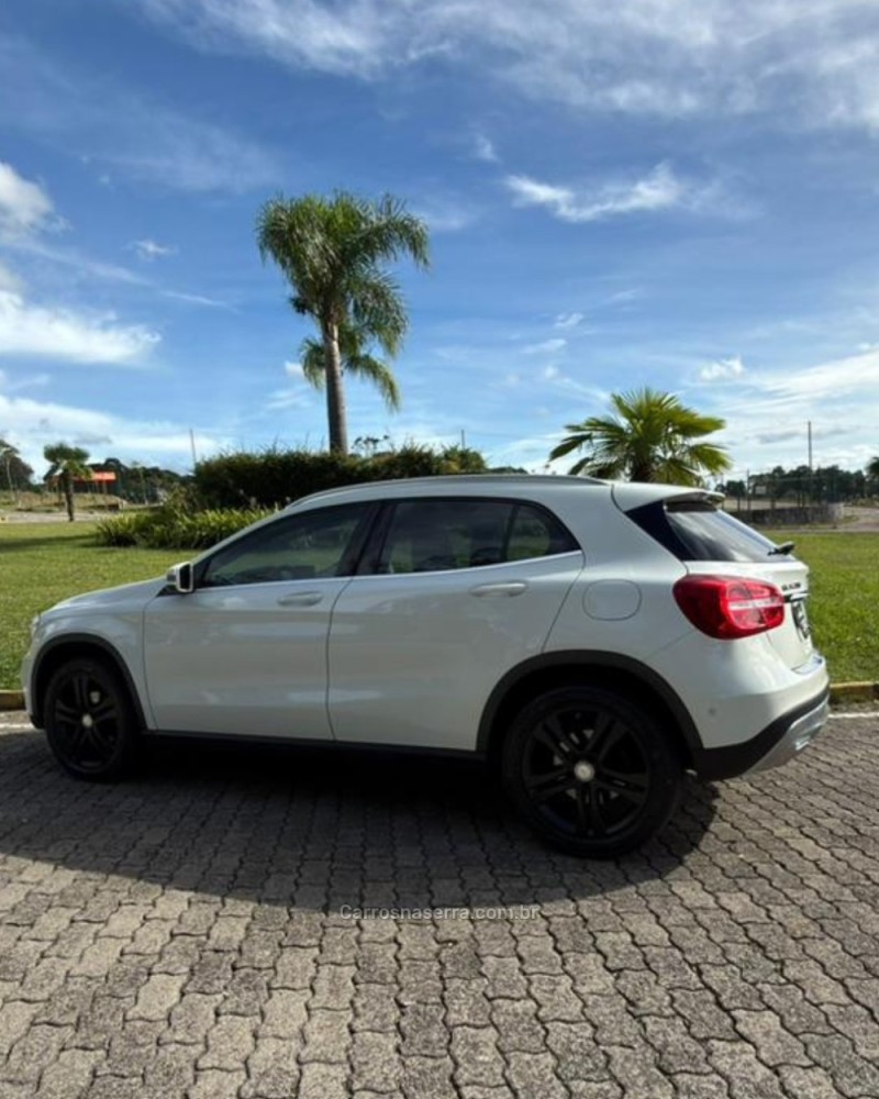 GLA 200 1.6 CGI ADVANCE 16V TURBO FLEX 4P AUTOMÁTICO - 2017 - CAXIAS DO SUL