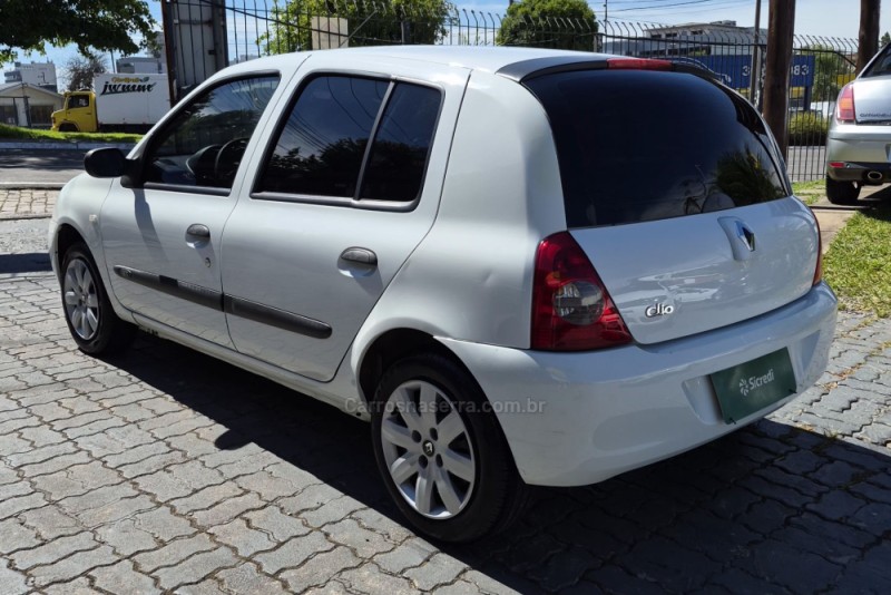 CLIO 1.0 CAMPUS 16V FLEX 4P MANUAL - 2011 - CAXIAS DO SUL