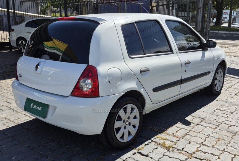 CLIO 1.0 CAMPUS 16V FLEX 4P MANUAL - 2011 - CAXIAS DO SUL