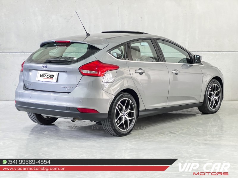 FOCUS 2.0 TITANIUM HATCH 16V FLEX 4P AUTOMÁTICO - 2017 - FARROUPILHA