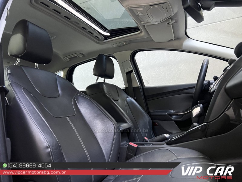 FOCUS 2.0 TITANIUM HATCH 16V FLEX 4P AUTOMÁTICO - 2017 - FARROUPILHA