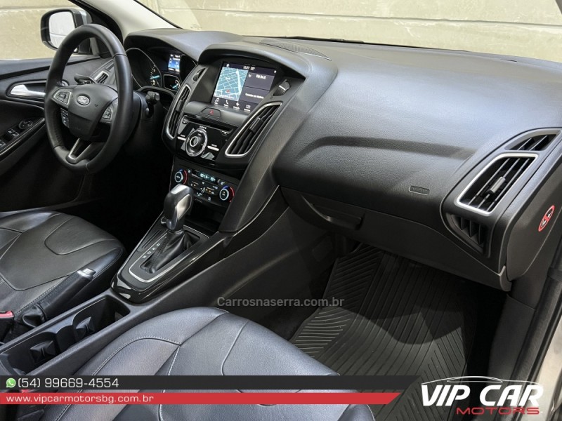 FOCUS 2.0 TITANIUM HATCH 16V FLEX 4P AUTOMÁTICO - 2017 - FARROUPILHA