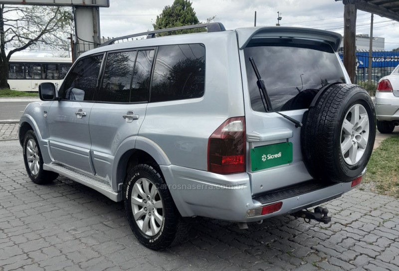 PAJERO FULL 3.8 HPE 4X4 V6 24V GASOLINA 4P AUTOMÁTICO - 2007 - CAXIAS DO SUL