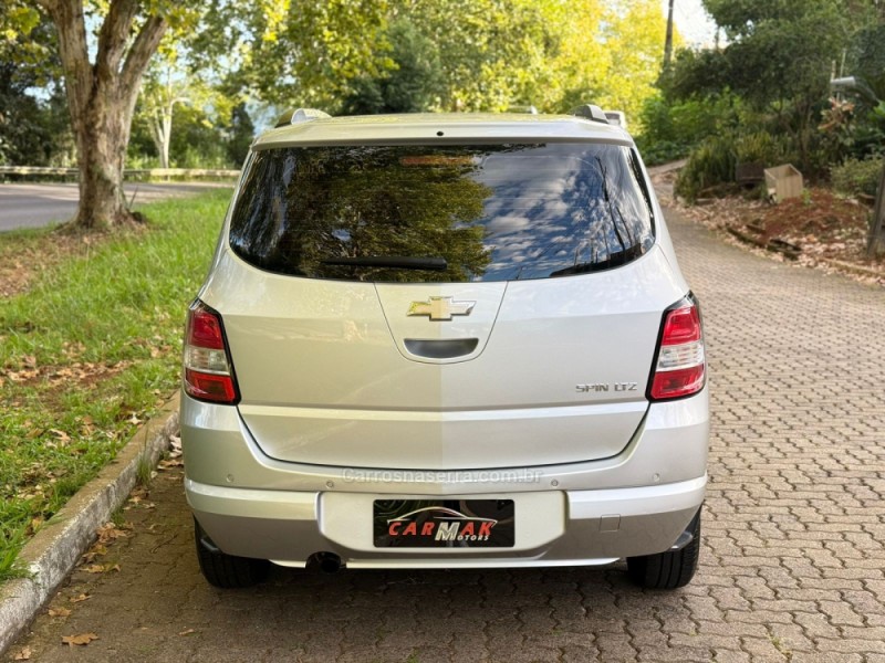 SPIN 1.8 LTZ 8V FLEX 4P AUTOMÁTICO - 2016 - DOIS IRMãOS