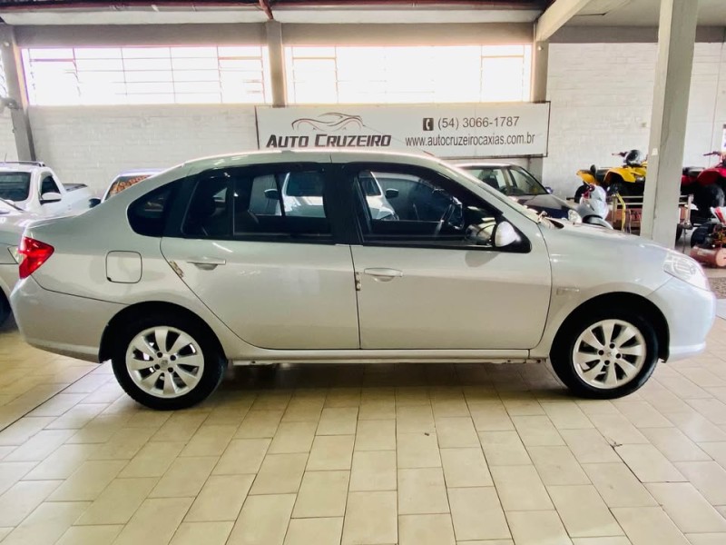 SYMBOL 1.6 EXPRESSION 16V FLEX 4P MANUAL - 2012 - CAXIAS DO SUL