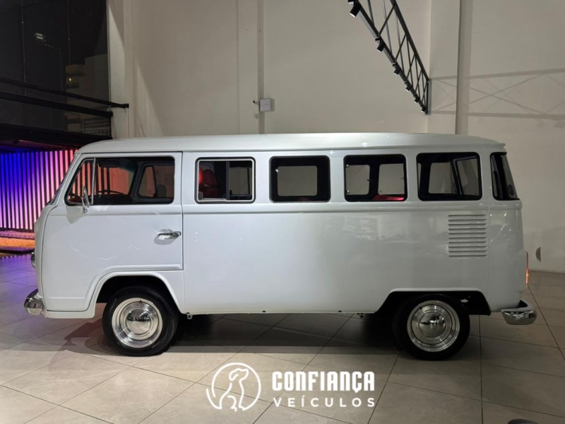 KOMBI 1.6 MI STD LOTAÇÃO 8V GASOLINA 3P MANUAL - 1997 - BENTO GONçALVES