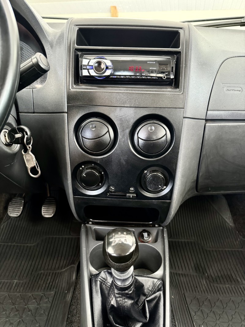 PALIO 1.0 MPI FIRE WAY 8V FLEX 4P MANUAL - 2016 - VILA FLORES