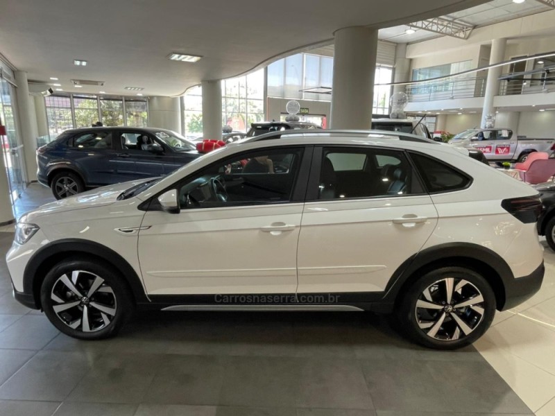 NIVUS 1.0 TSI HIGHLINE FLEX 4P AUTOMÁTICO