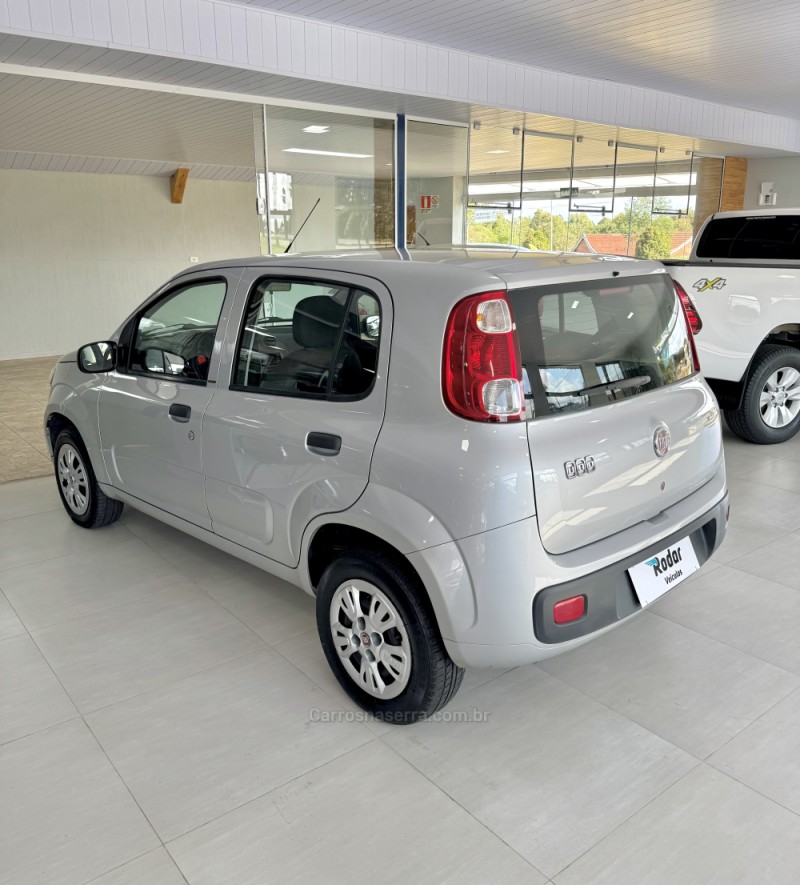 UNO 1.0 EVO VIVACE 8V FLEX 4P MANUAL - 2014 - VILA FLORES