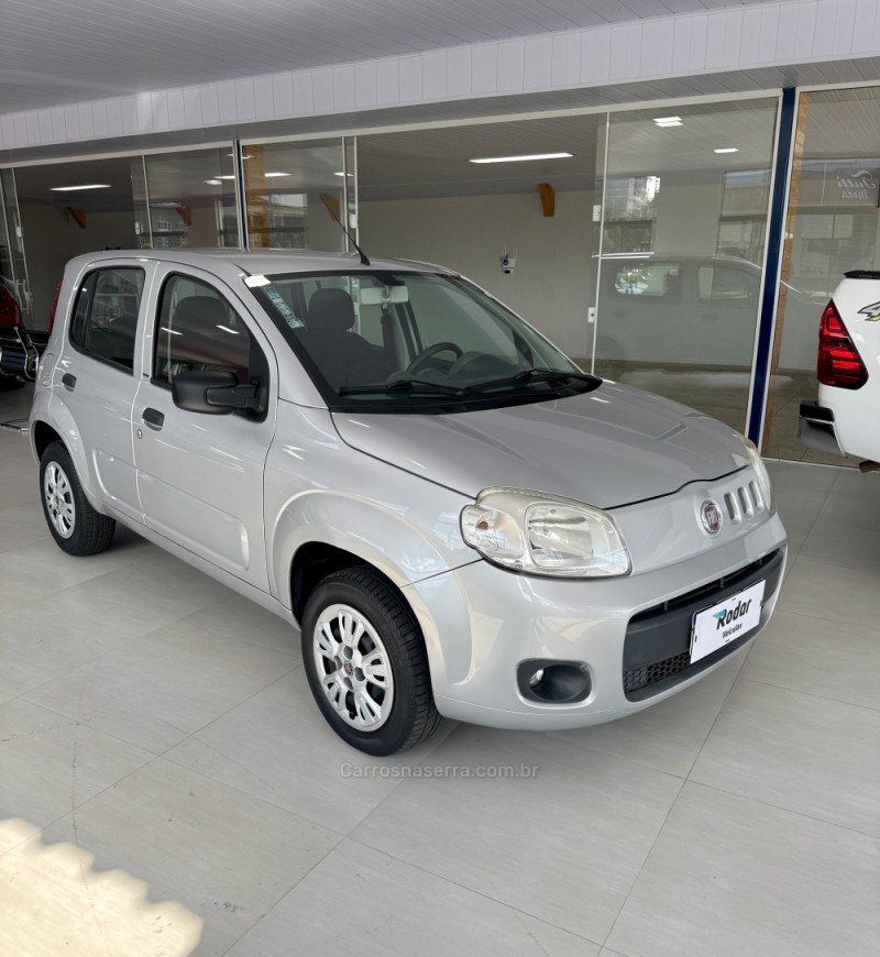 UNO 1.0 EVO VIVACE 8V FLEX 4P MANUAL - 2014 - VILA FLORES