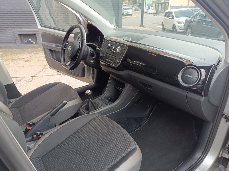 UP 1.0 TSI CROSS 12V FLEX 4P MANUAL - 2017 - FLORES DA CUNHA