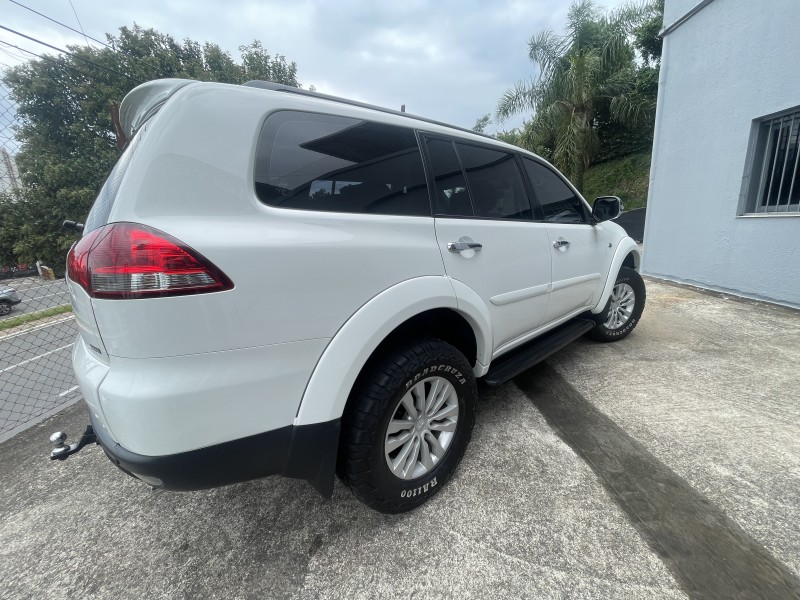 PAJERO DAKAR 3.2 HPE 4X4 7 LUGARES 16V TURBO INTERCOOLER DIESEL 4P AUTOMÁTICO - 2016 - CAXIAS DO SUL