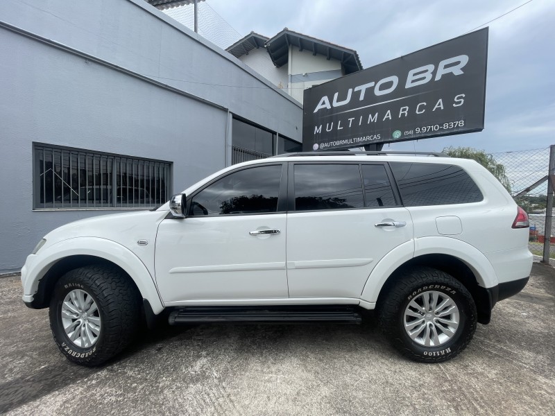 PAJERO DAKAR 3.2 HPE 4X4 7 LUGARES 16V TURBO INTERCOOLER DIESEL 4P AUTOMÁTICO - 2016 - CAXIAS DO SUL