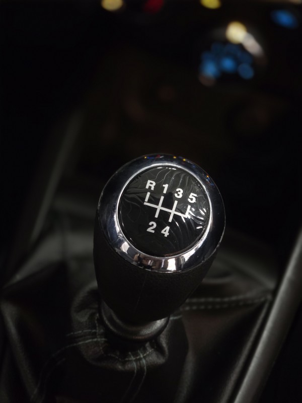 ONIX 1.0 MPFI LT 8V FLEX 4P MANUAL - 2015 - CAXIAS DO SUL