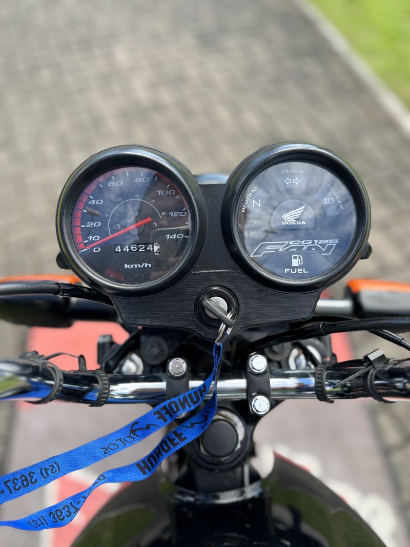 CG 125 FAN - 2006 - FELIZ