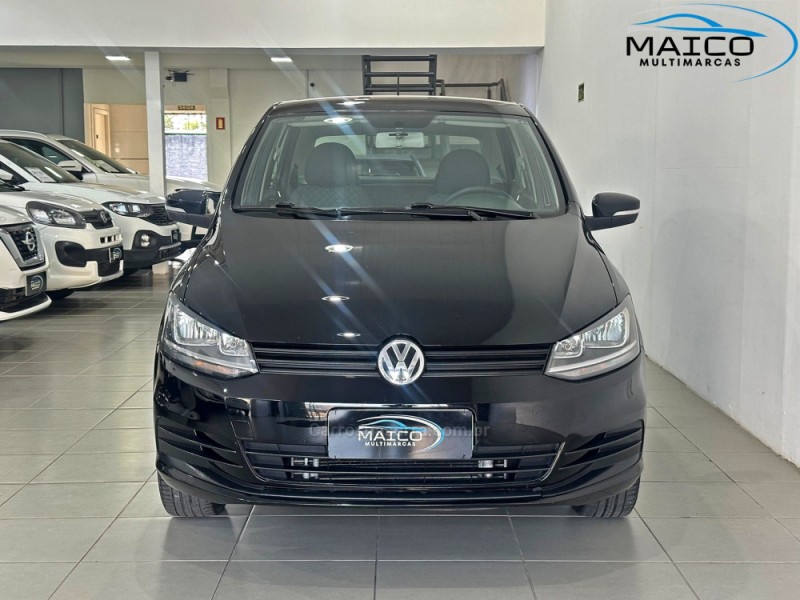 FOX 1.0 MI TRENDLINE 8V FLEX 4P MANUAL - 2015 - NOVO HAMBURGO