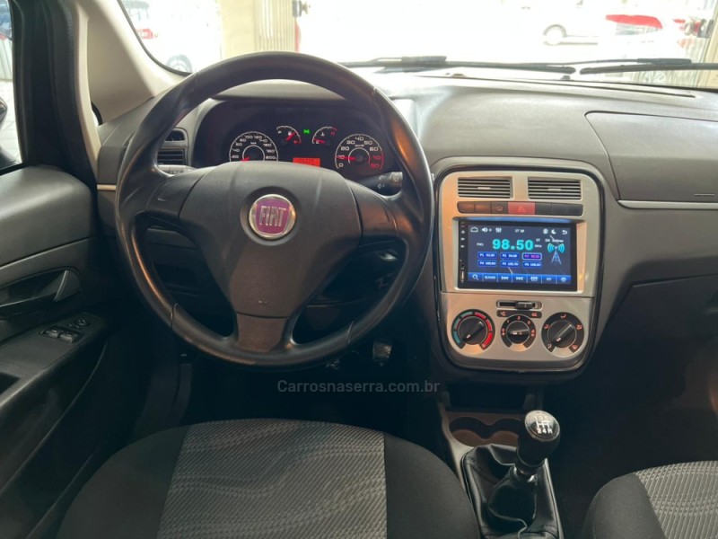 PUNTO 1.4 ATTRACTIVE ITALIA 8V FLEX 4P MANUAL - 2012 - CAXIAS DO SUL