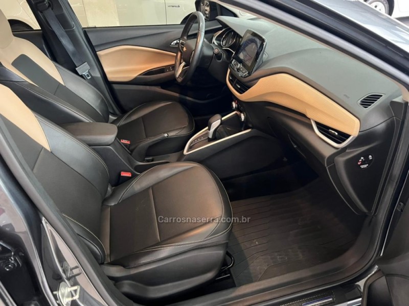 ONIX 1.0	PREMIER II PLUS 12V TURBO FLEX 4P AUTOMÁTICO - 2024 - CAXIAS DO SUL