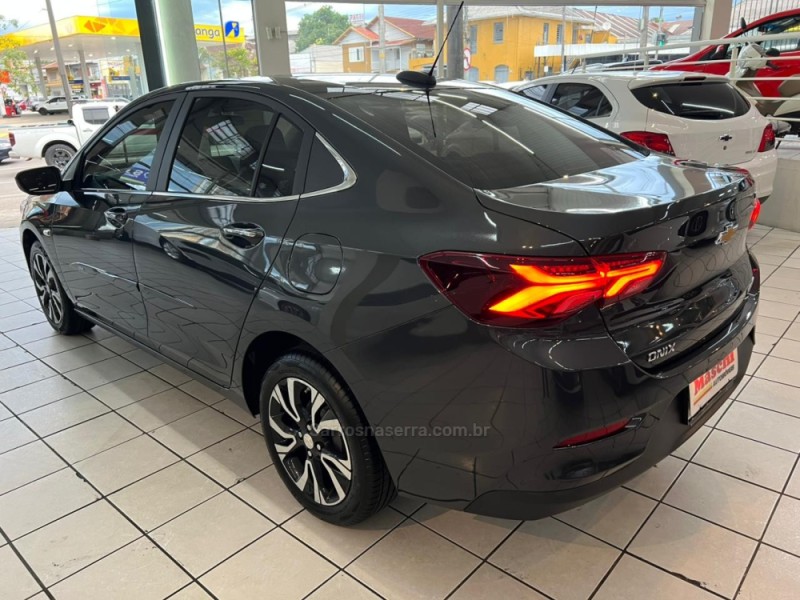 ONIX 1.0	PREMIER II PLUS 12V TURBO FLEX 4P AUTOMÁTICO - 2024 - CAXIAS DO SUL