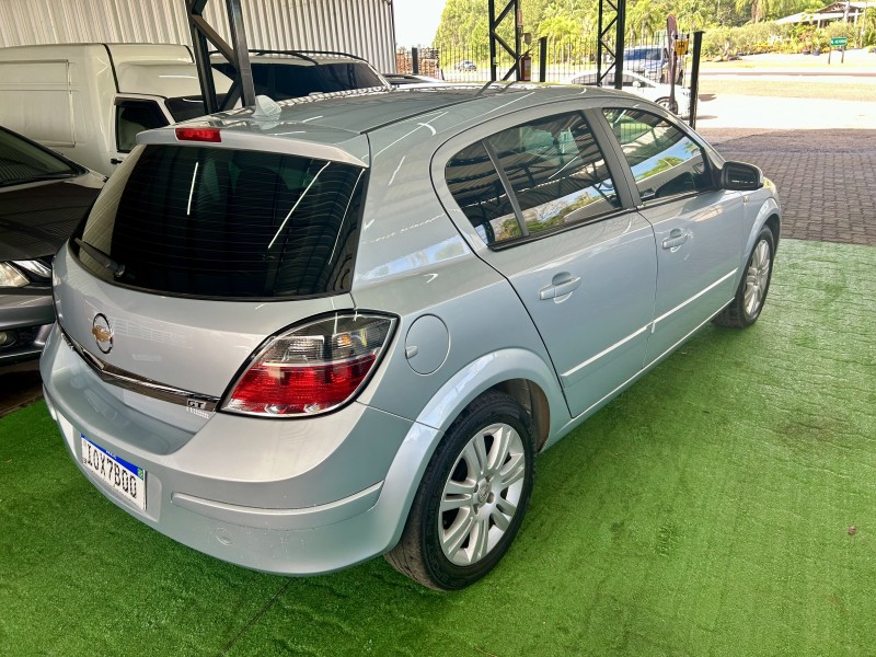 VECTRA 2.0 MPFI GT HATCH 8V FLEX 4P MANUAL - 2008 - SãO SEBASTIãO DO CAí