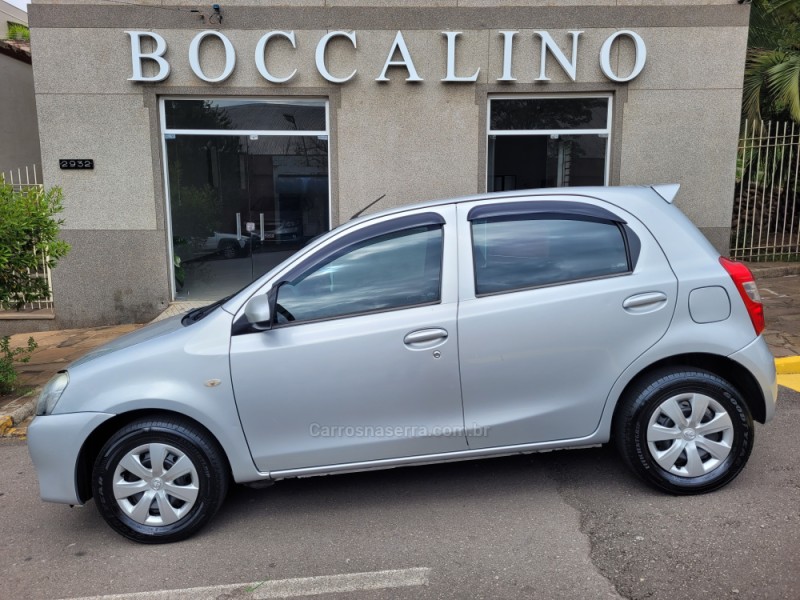 etios 1.3 x 16v flex 4p manual 2015 flores da cunha