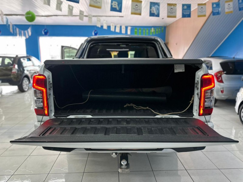 L200 TRITON 2.4 HPE-S SPORT 4X4 CD 16V DIESEL 4P AUTOMÁTICO - 2025 - CAXIAS DO SUL