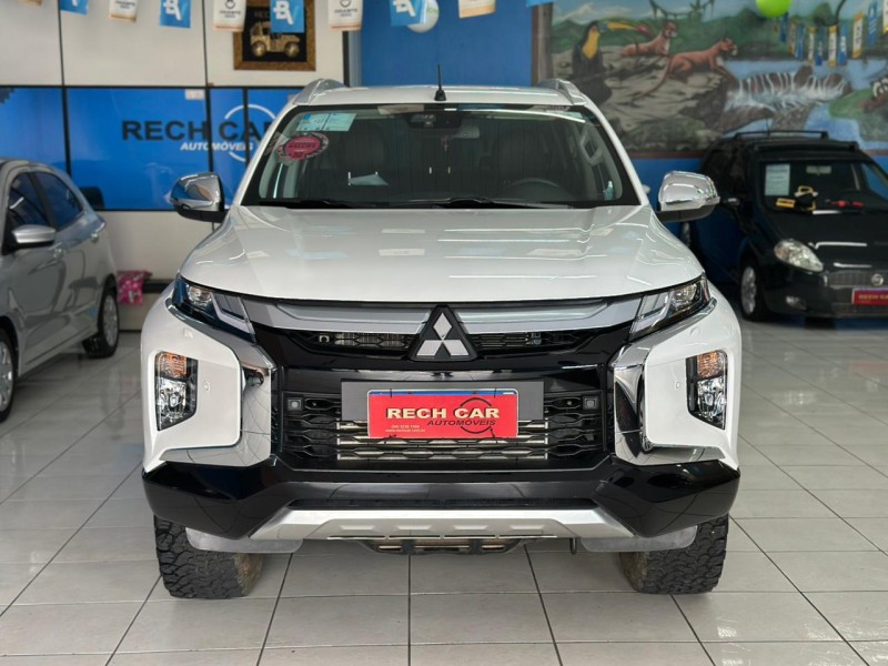 L200 TRITON 2.4 HPE-S SPORT 4X4 CD 16V DIESEL 4P AUTOMÁTICO - 2025 - CAXIAS DO SUL