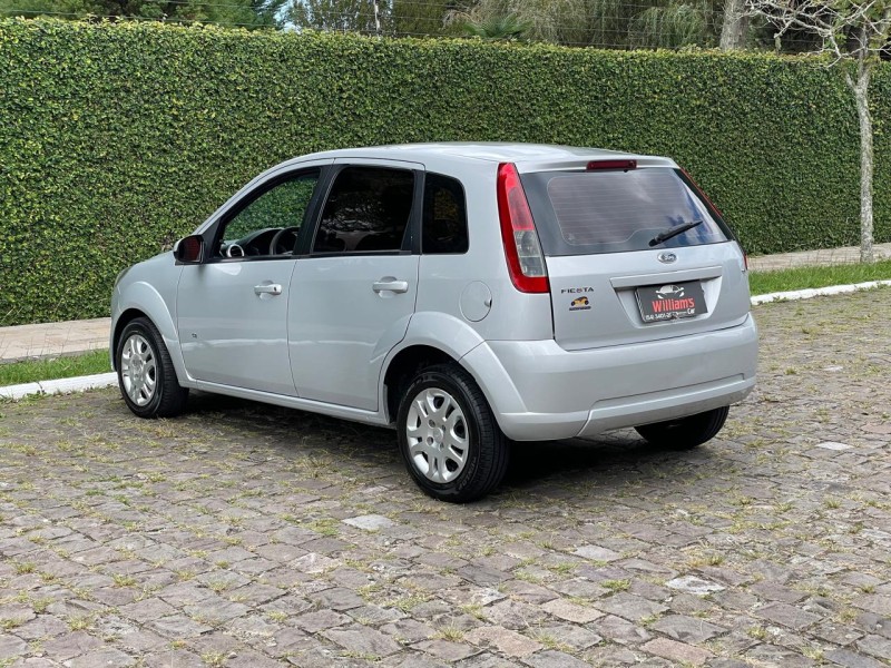 FIESTA 1.6 SE HATCH 16V FLEX 4P MANUAL - 2014 - FARROUPILHA