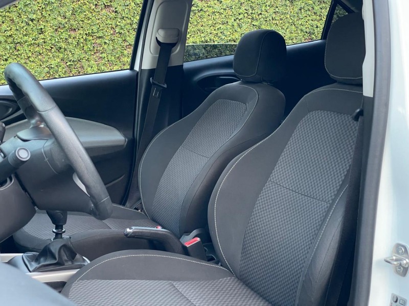 ONIX 1.0 MPFI LT 8V FLEX 4P MANUAL - 2018 - FARROUPILHA