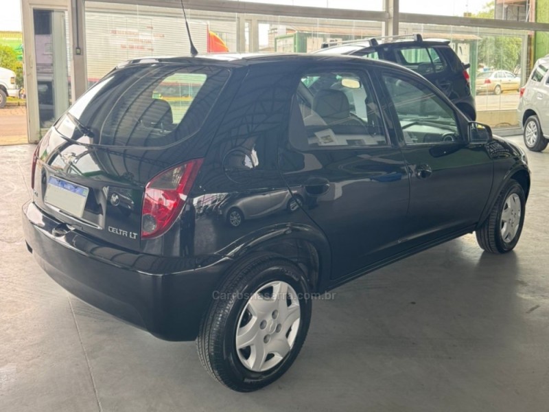 CELTA 1.0 MPFI LT 8V FLEX 4P MANUAL - 2012 - VACARIA