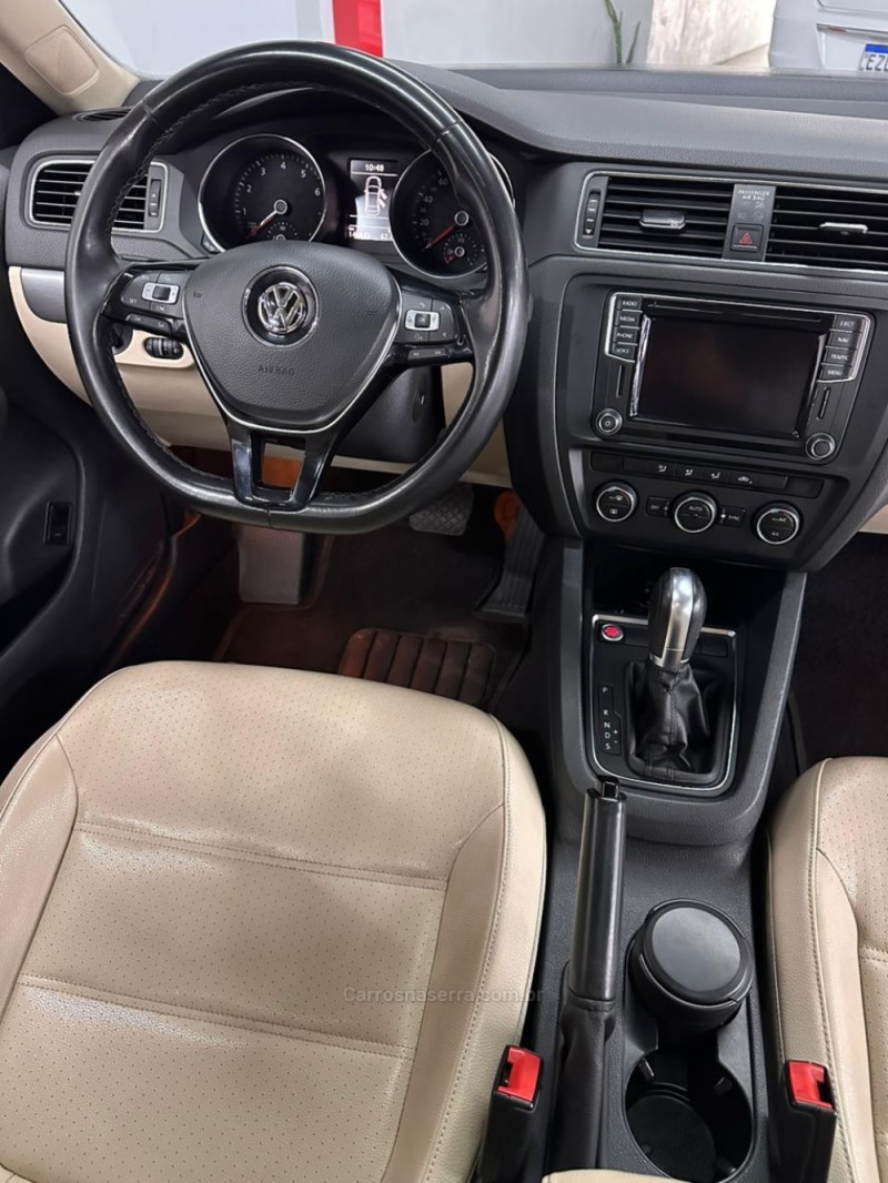 JETTA 1.4 16V TSI COMFORTLINE FLEX 4P TIPTRONIC - 2017 - CAXIAS DO SUL