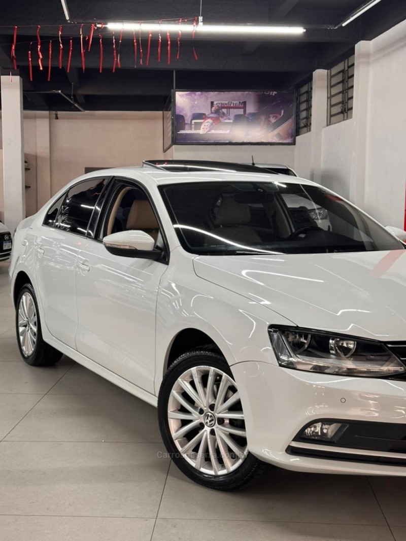 JETTA 1.4 16V TSI COMFORTLINE FLEX 4P TIPTRONIC - 2017 - CAXIAS DO SUL