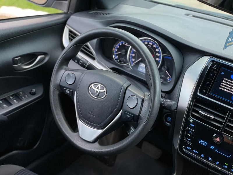 YARIS 1.3 16V FLEX XL PLUS TECH MULTIDRIVE17 - 2020 - FARROUPILHA