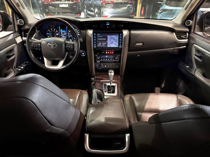 HILUX SW4 2.8 SRX 4X4 16V TURBO INTERCOOLER DIESEL 4P AUTOMÁTICO - 2020 - FARROUPILHA