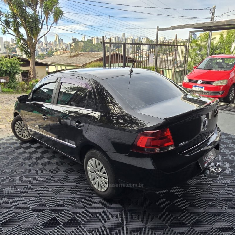 VOYAGE 1.0 MI TRENDLINE 8V FLEX 4P MANUAL - 2011 - CAXIAS DO SUL