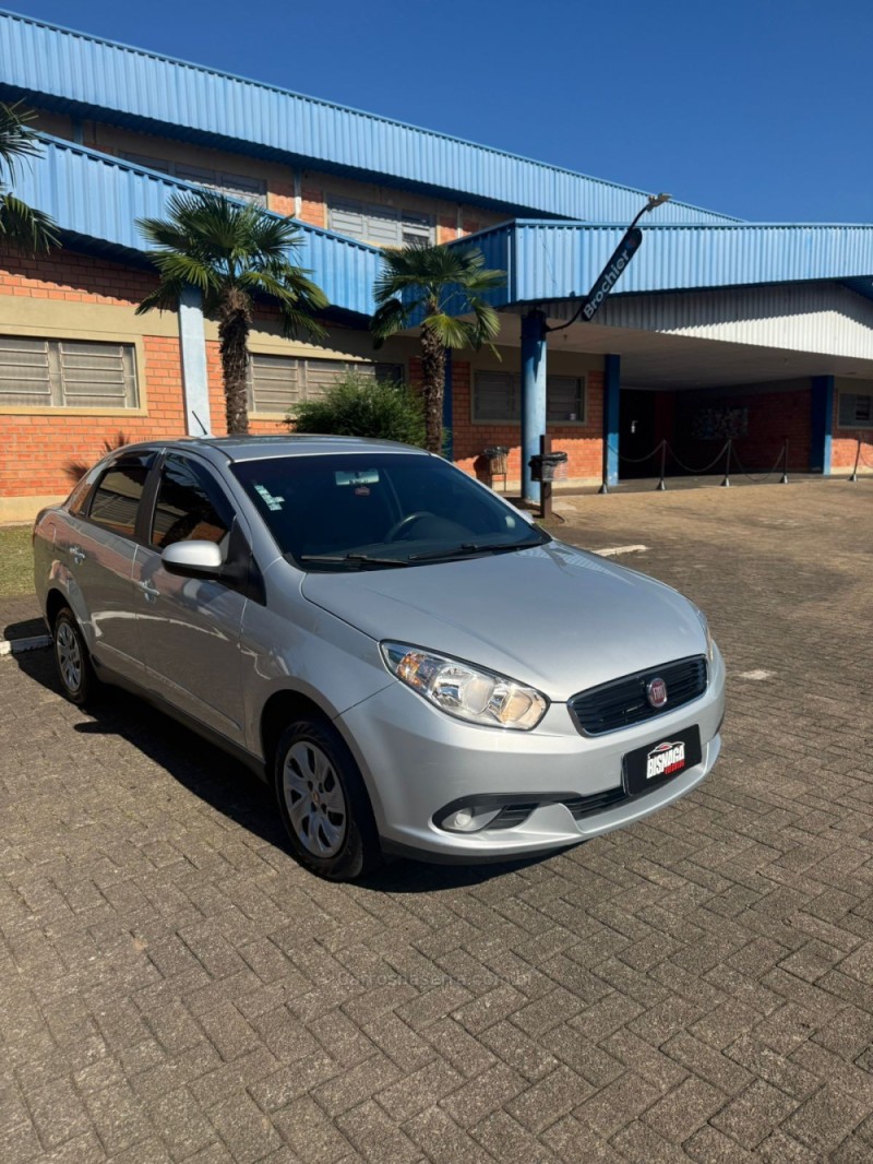 grand siena 1.0 attractive 8v flex 4p manual 2018 brochier