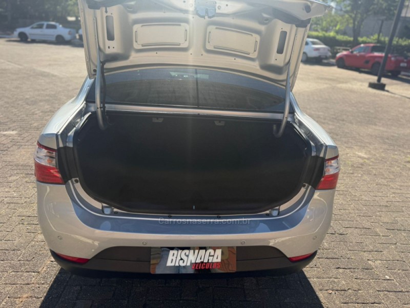 GRAND SIENA 1.0 ATTRACTIVE 8V FLEX 4P MANUAL - 2018 - BROCHIER