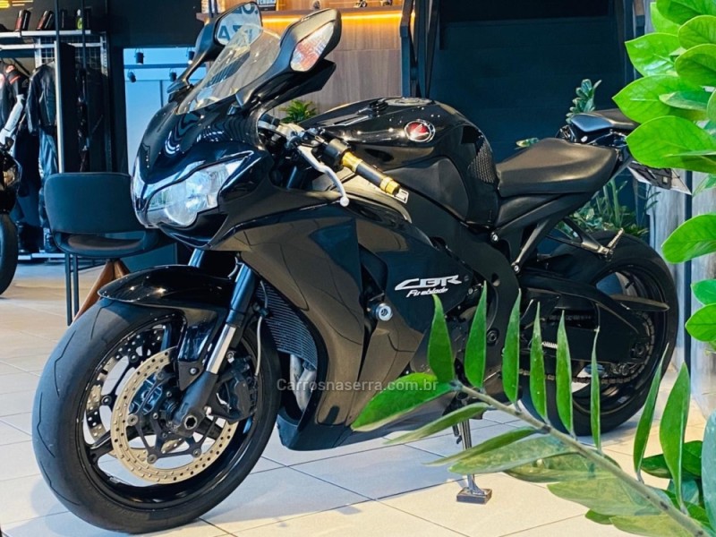 CBR 1000RR FIREBLADE - 2009 - CAXIAS DO SUL