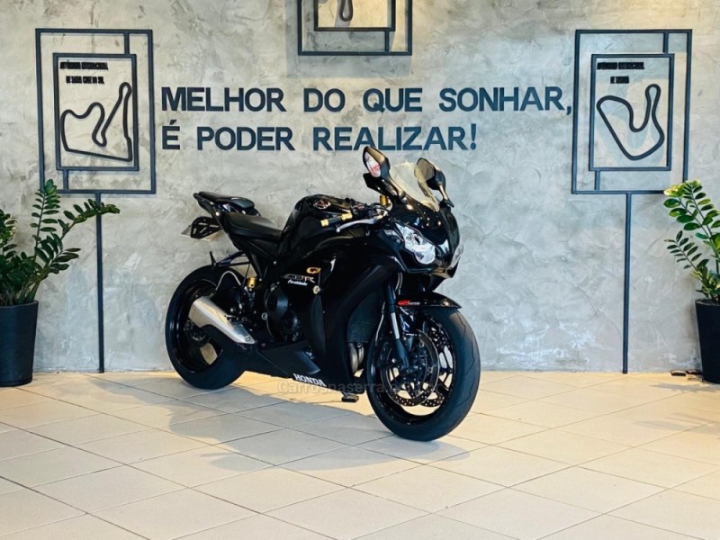 cbr 1000rr fireblade 2009 caxias do sul